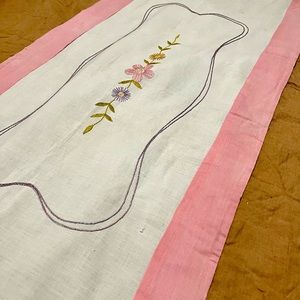 Vintage linen embroidered table cloth runner